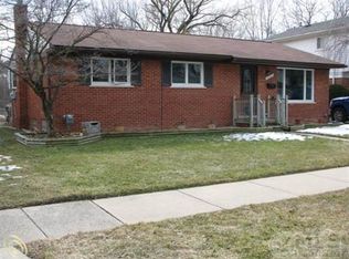 29717 Buckingham St, Livonia, MI 48154