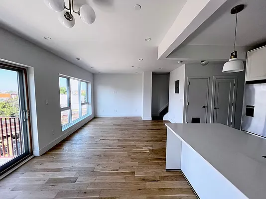 Rented by Compass | media 14