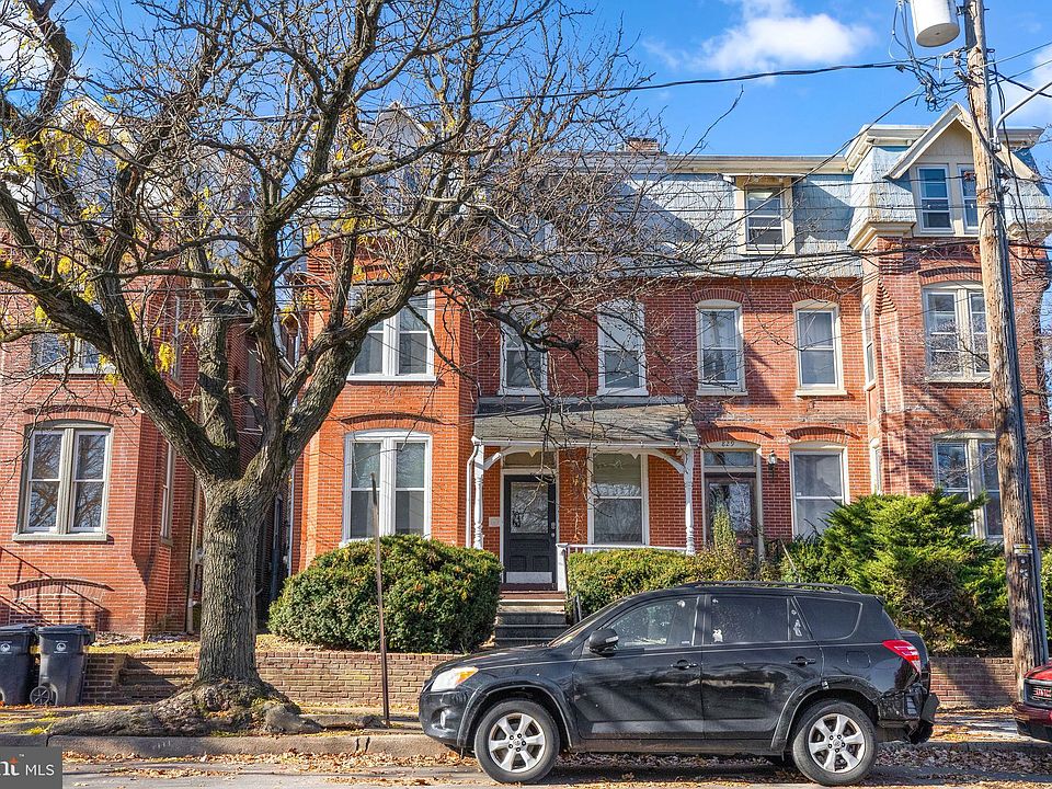 1st image of 827 N Jackson St #2