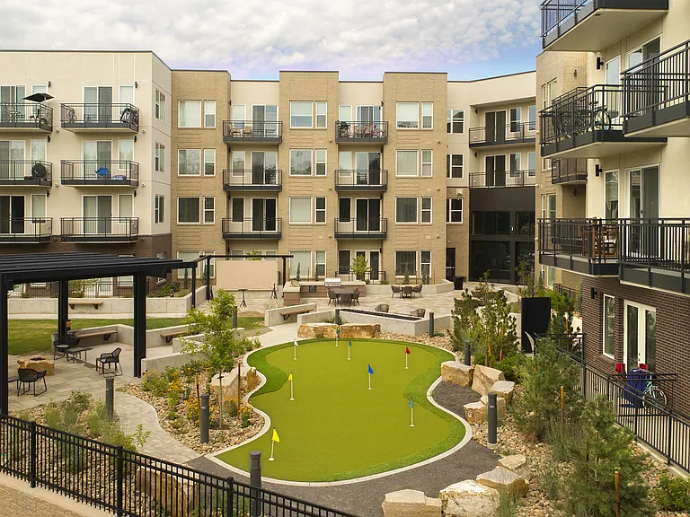 Cycle Apartments — Photo 6