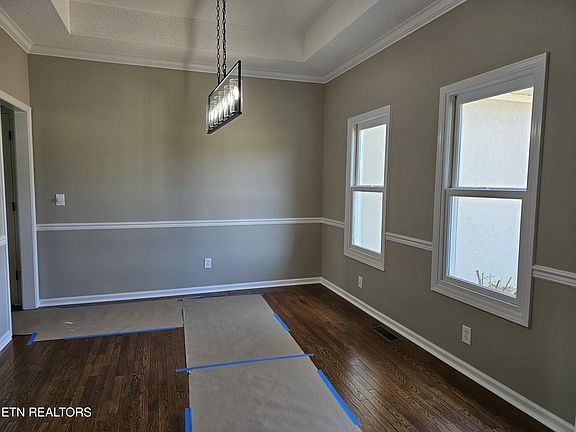 4th image of 103 Huron Pl