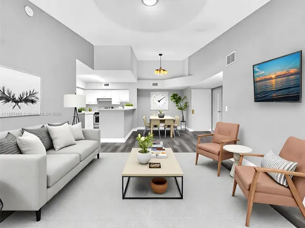 2071 Renaissance Blvd APT 303, Miramar, FL 33025