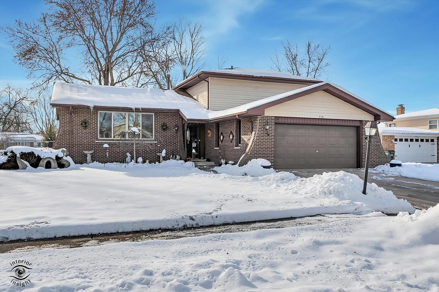550 Chestnut Ln photo 1