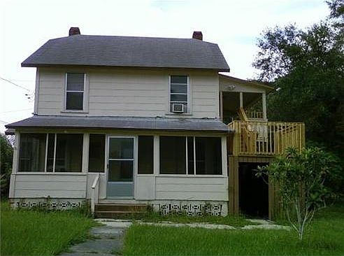 2nd image of 390 W Minneola Ave