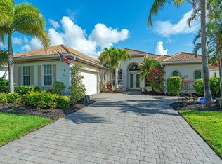 16117 Parque Ln, Naples, FL 34110
