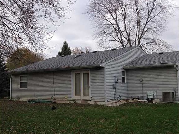 3rd image of 6209 Dry Den Ct