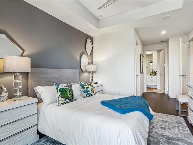 2520 Peachtree Rd #602 — Photo 20