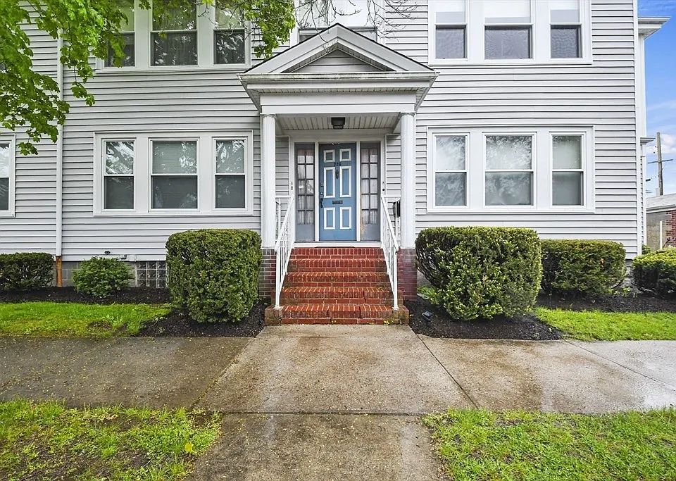 2nd image of 226 Conduit St #2N
