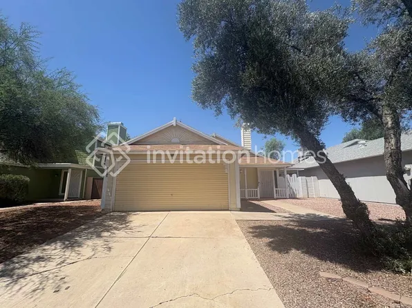 6432 W Christy Dr, Glendale, AZ 85304