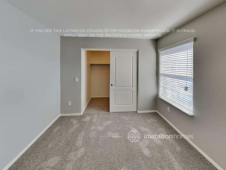 1094 E Lowell Ct — Photo 10