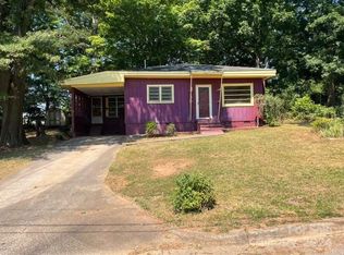 1050 Barnett Dr, Kings Mountain, NC 28086