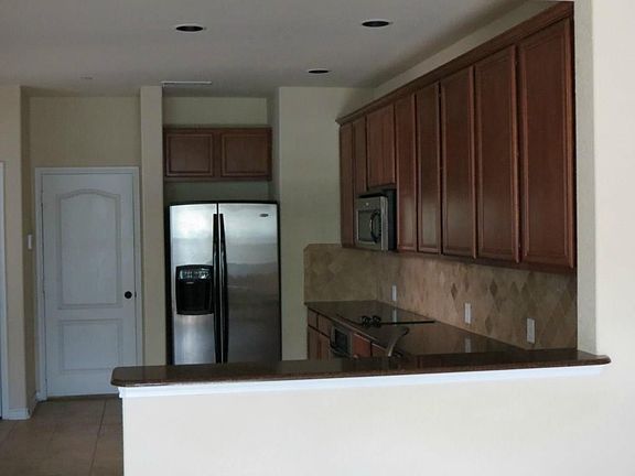 2nd image of 5843 Clearwater Ct