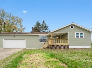 620 Edison St, Struthers, OH 44471