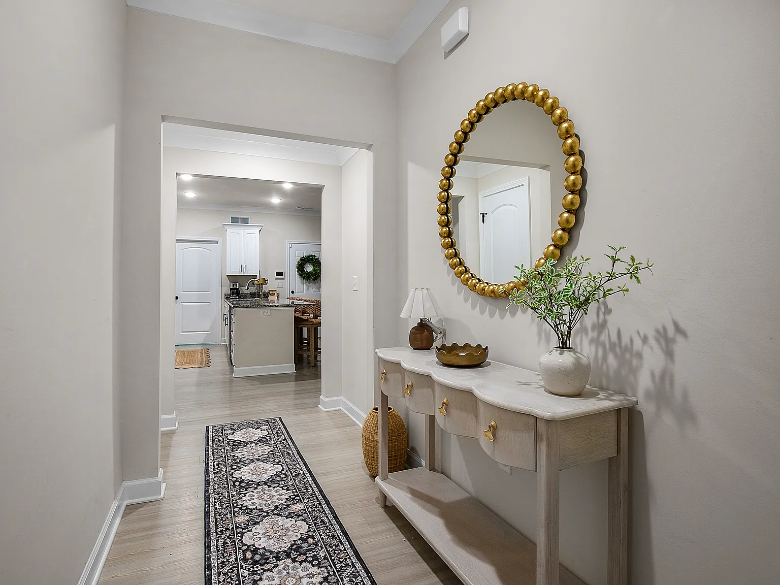 4 bed, 4.5 bath, $6,500 — Photo 2