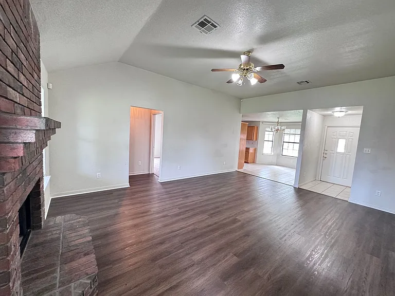 5603 Golden Dr — Photo 6