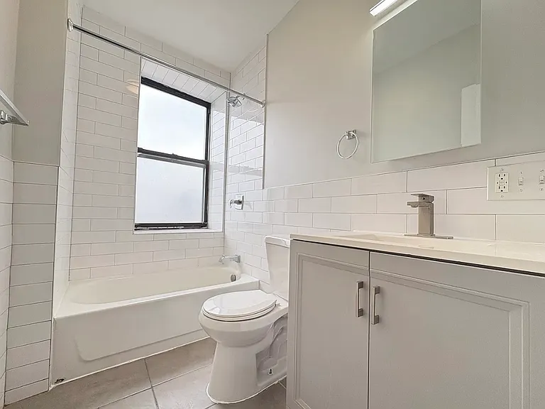 145 Bergen Ave #46A — Photo 2