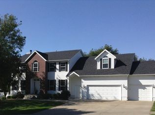 2110 Timber Creek Dr, Marion, IA 52302