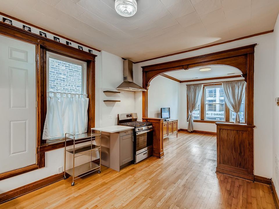 1st image of 851 N Western Ave APT 2F