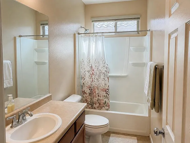4723 W Gelding Dr — Photo 5