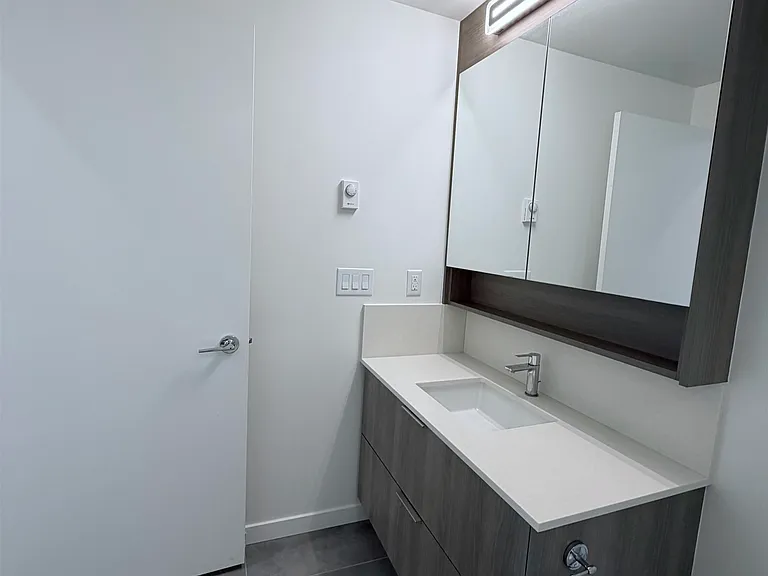 10829 140th St #116 — Photo 17