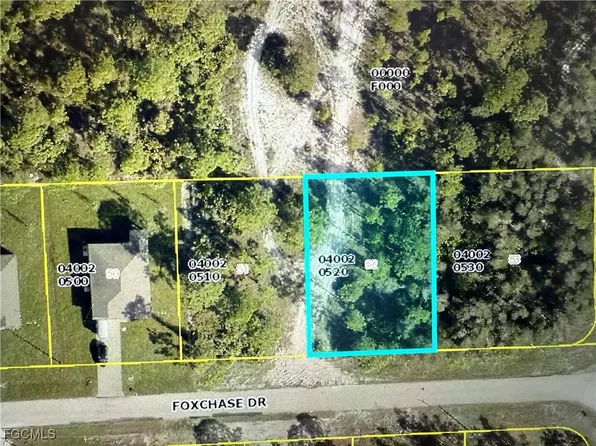 671 Foxchase Dr, Lehigh Acres, FL 33974