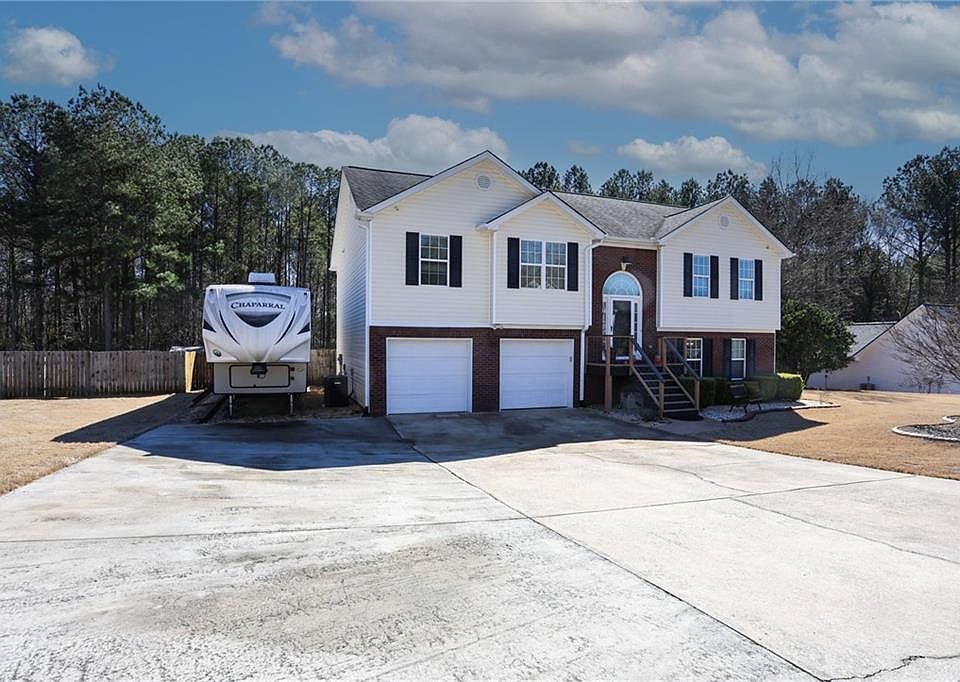 1st image of 505 Emerald Point