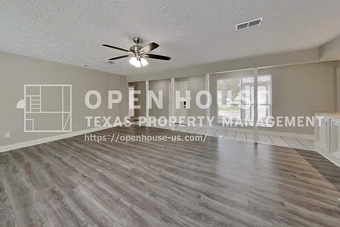 12706 Pantano Dr — Photo 24