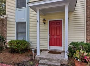 37 King Henry Ct, Savannah, GA 31419