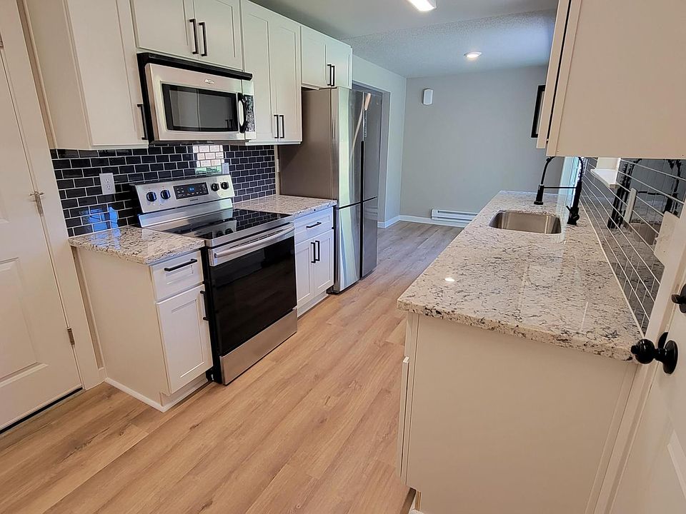 1st image of 3813 112th St E