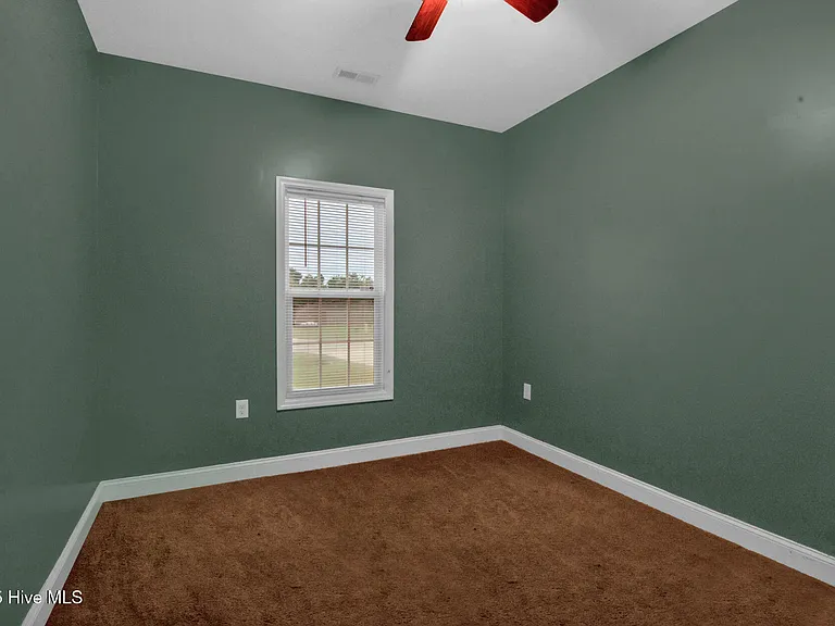 102 Conley Hills Dr — Photo 14