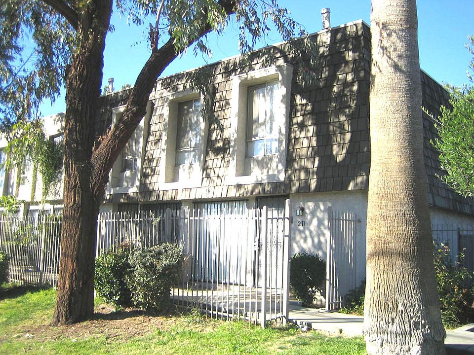1st image of 25180 E 5th St #211