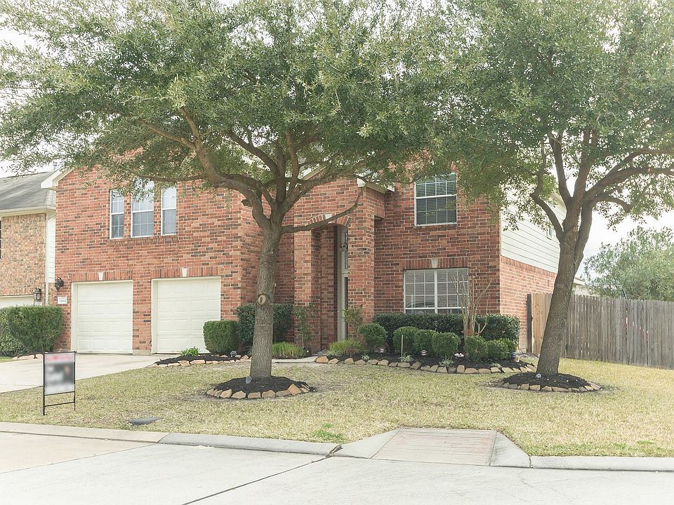 1st image of 15002 Sycamore Leaf St