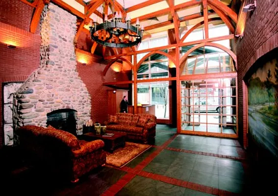 Rented by Manhattan Skyline | media 11