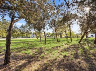 274 Waters Edge Cv, Dripping Springs, TX 78620