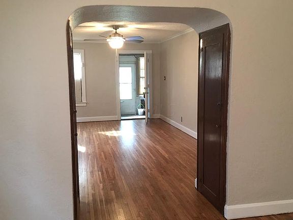 4th image of 122-124 Brunson Ave