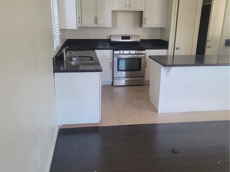 1432 Evening Song Ave — Photo 41