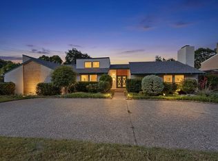 7109 Alpha Rd, Dallas, TX 75240