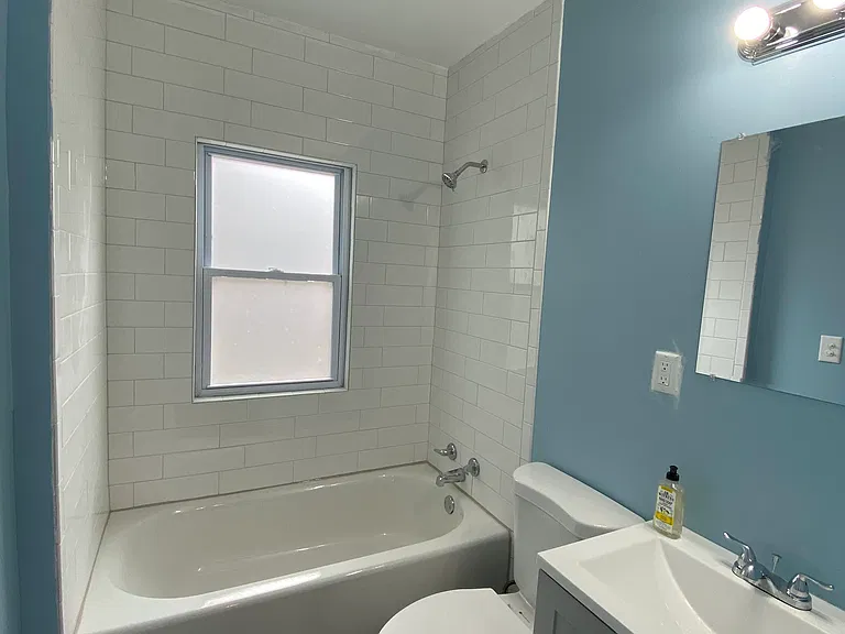 7526 Manhattan Ave — Photo 11