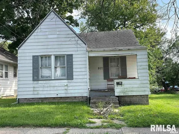 812 W Macqueen Ave, Peoria, IL 61604