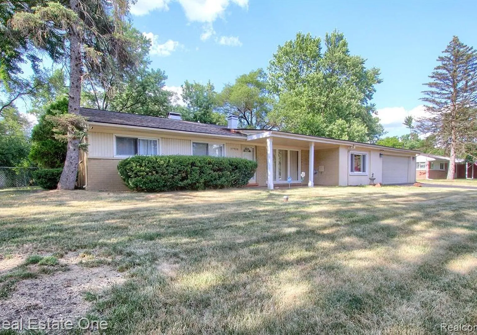 Updated 3 Bedroom Ranch — Photo 1