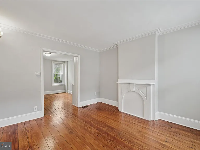 751 S Cleveland St — Photo 4