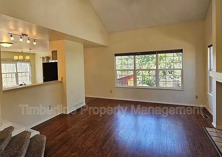 7045 Sproul Ln — Photo 9
