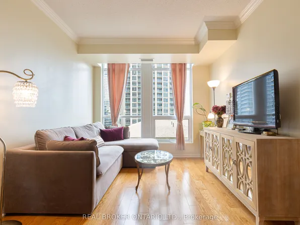 628 Fleet St Unit 1311, Toronto, ON M5V 1A8