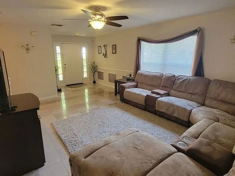 15008 Deer Meadow Dr — Photo 2