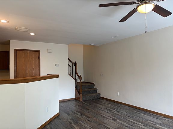 4th image of 1115 Gammon Ln #3