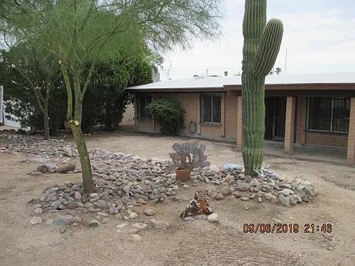 3181 W Liberty Tree Ln Photo 1
