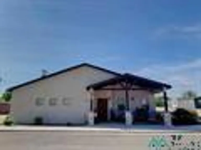 707 Santa Fe Trl W — Photo 2