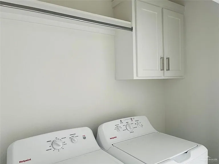 1420 S Yankton St #5 — Photo 12