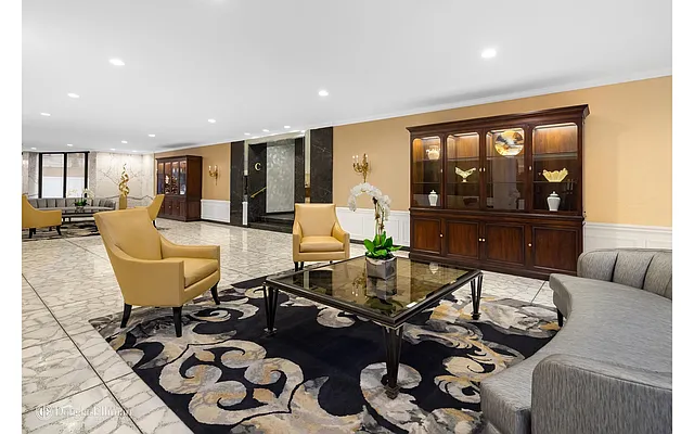 Sold by Douglas Elliman | media 10