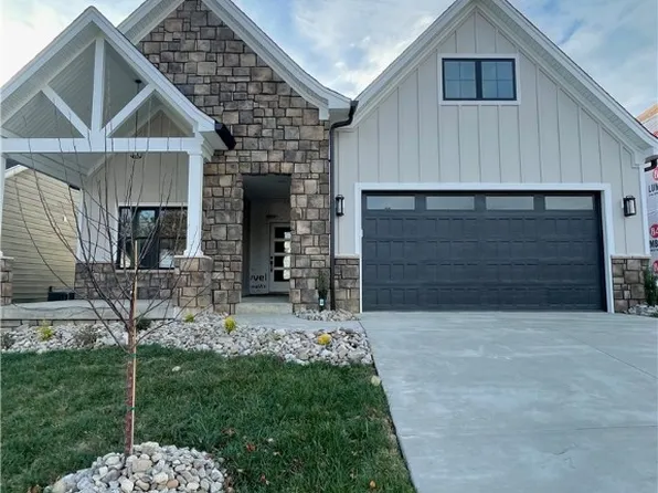 1015 Oskin Drive #219, Georgetown, IN 47122